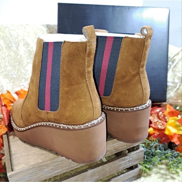 Cecelia Leather Gemma Ankle Studded  Boots several colors to choose from - Picture 3 of 16